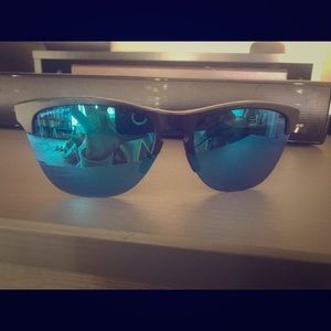 Oakley Frogskin Lite Sunglasses